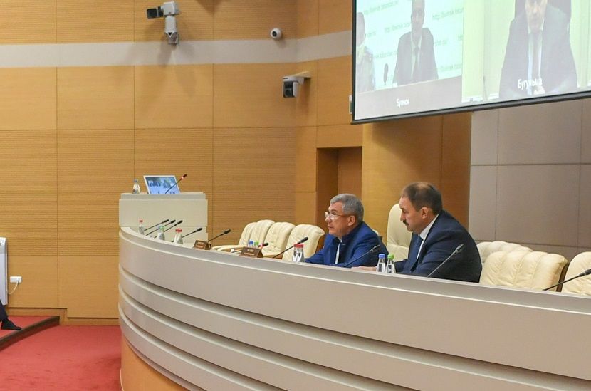 Рустам Минниханов вышел в отпуск