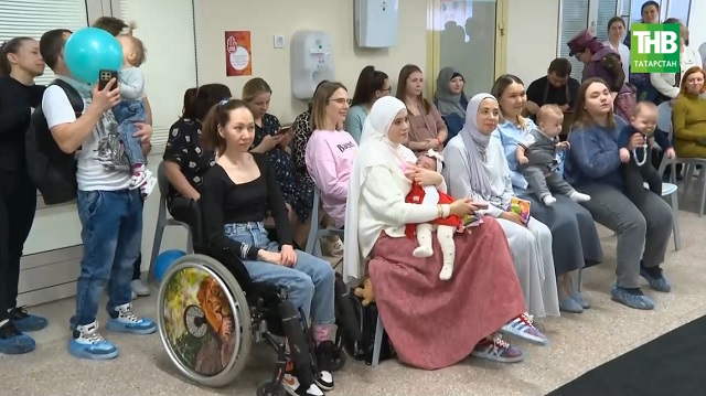 Праздник ко Дню матери устроили в казанском перинатальном центре
