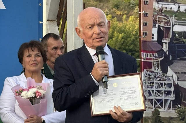 В Мамадыше чествовали жителей, внесенных в Электронную книгу почета Татарстана