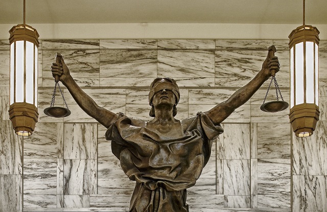 Продававшая за взятки инвалидность экс-глава бюро МСЭ по РТ предстанет перед судом