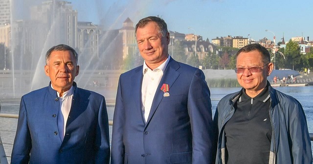 Раис Татарстана поздравил строителей с профессиональным праздником