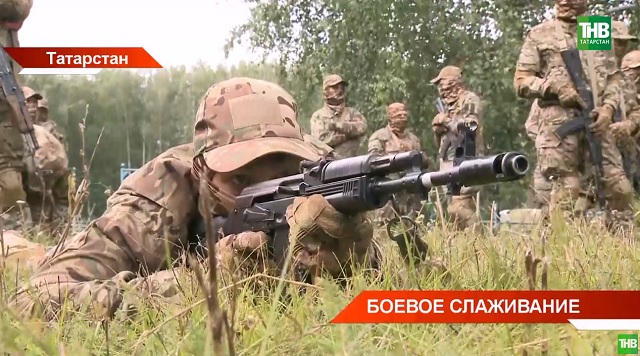 Контрактники из Татарстана проходят подготовку на одном из полигонов республики