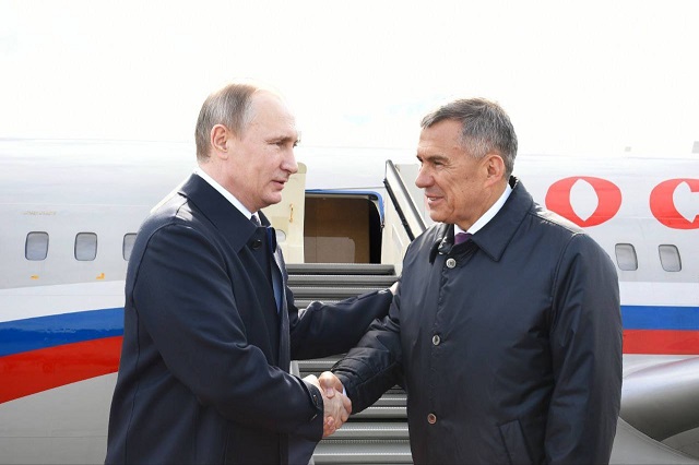 "Туган көнегез белән, Владимир Владимирович!", - Рөстәм Миңнеханов Путинны туган көне белән тәбрик итте