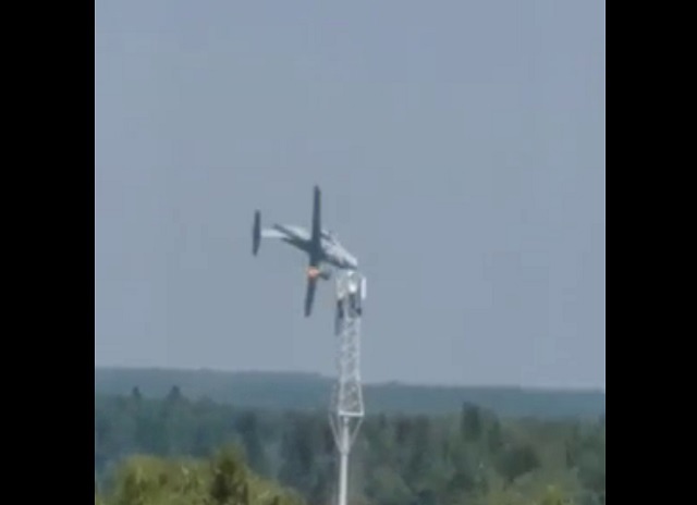 В Подмосковье разбился самолет Ил-112В. Члены экипажа погибли - видео