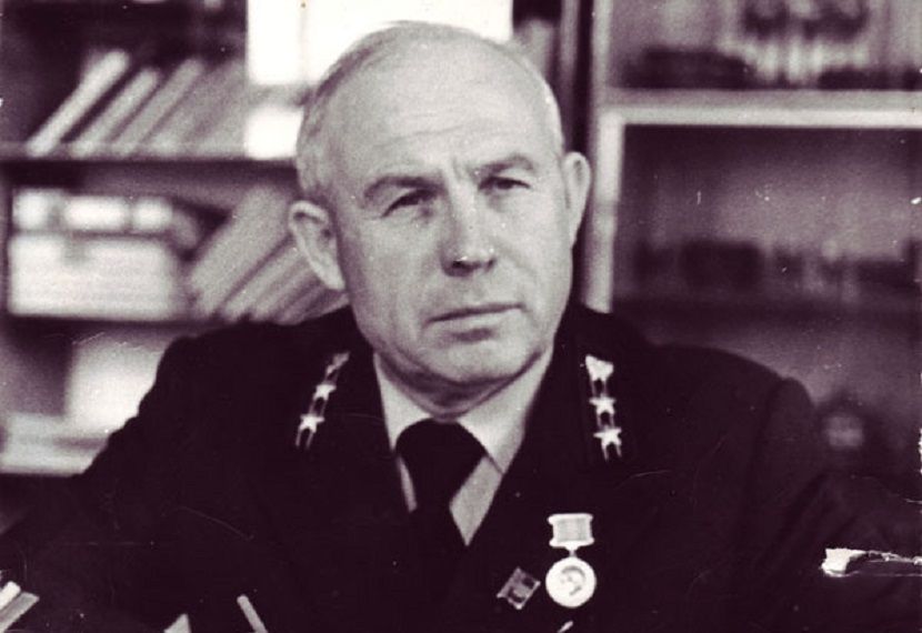 В Татарстане почтили память отца президента республики Рустама Минниханова