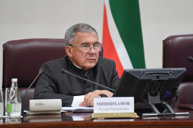 Минниханов внес изменения в закон о добровольной пожарной охране в Татарстане