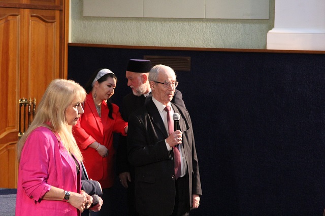 Хатыйп Миңнегулов "Кеше китә - җыры кала" сериалы турында: "Минем кебек картаеп беткән кешенең дә күңелен кузгатырлык булгач..."