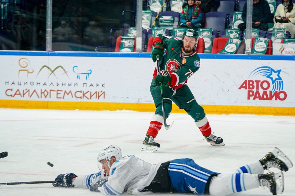 Бүген Казанда "Ак Барс" һәм "Барыс" көч сынаша