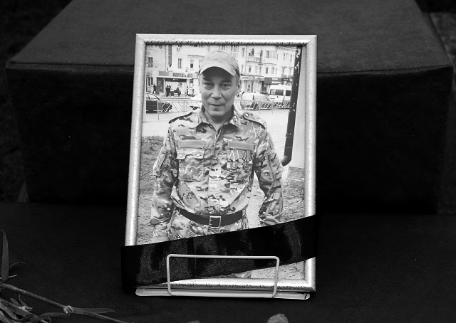 В Татарстане простились с погибшим в СВО 57-летним Виктором Севрикеевым