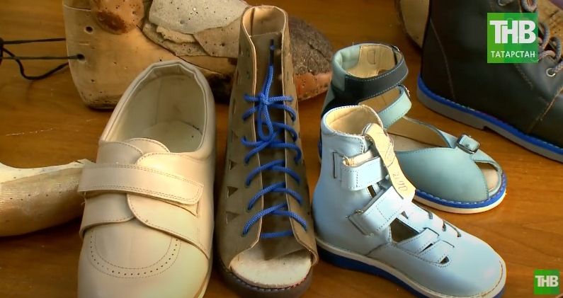 Как дети с ограниченными возможностями в Татарстане оказались без ортопедической обуви – видео