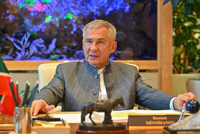 Минниханов поручил усилить меры безопасности в храмах Татарстана на Пасху