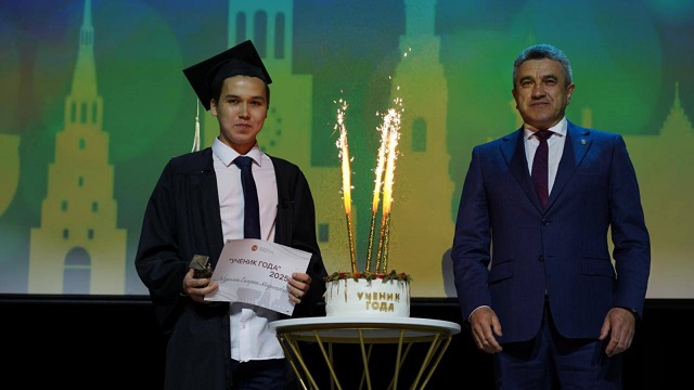 Учеником года Татарстана стал одиннадцатиклассник из Казани Гимран Абдуллин