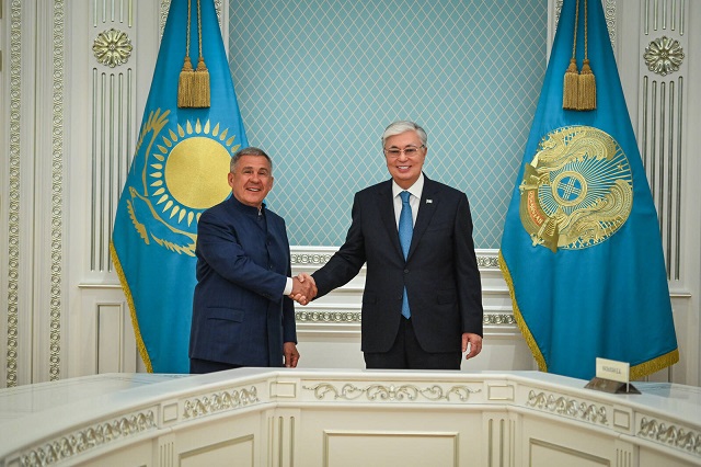 Минниханов и президент Казахстана встретились в Астане