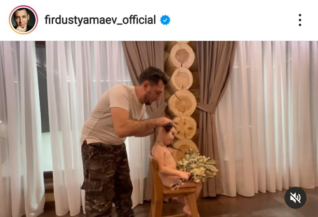 Фирдүс Тямаев җырчы һөнәрен алыштырып чәч ала башлаган?