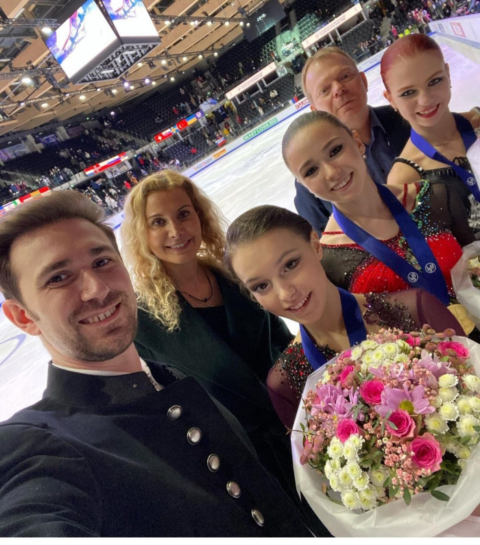 Тренер группы Тутберидзе призвал людей быть добрее