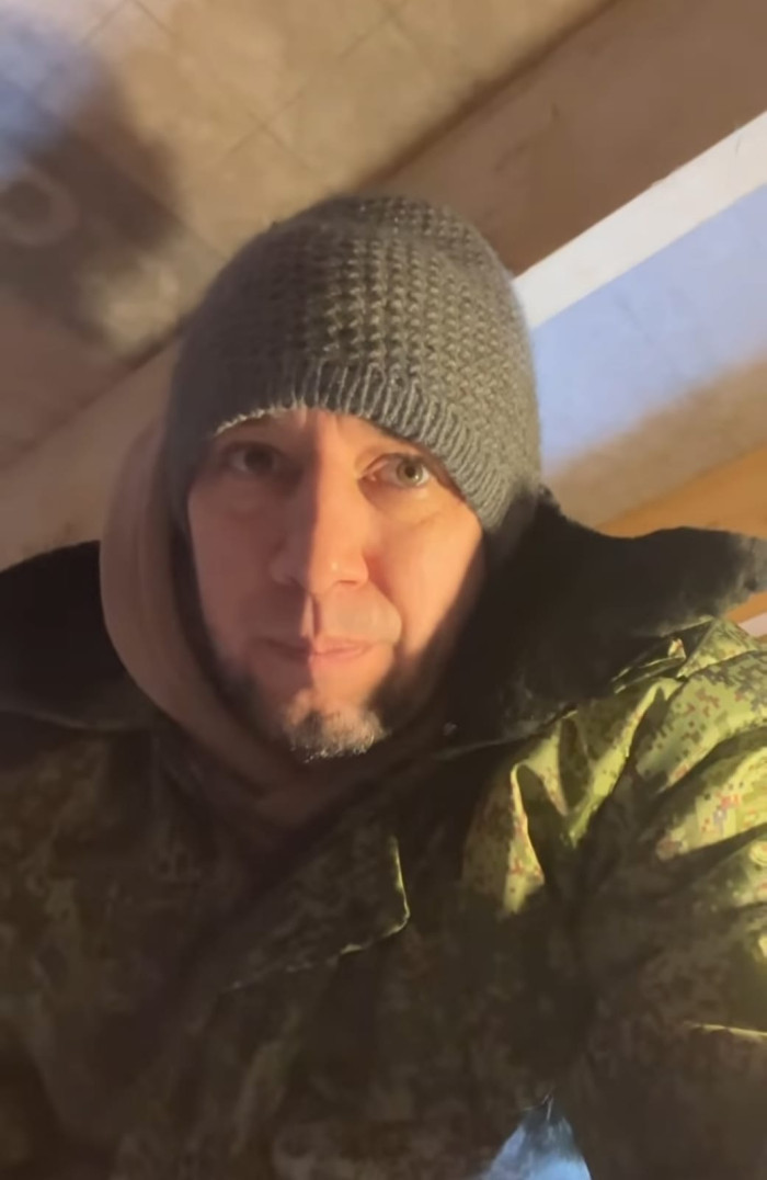 Фирдүс Тямаев: "Төнлә йоклап булмый, тычканнар концерт куя" - видео