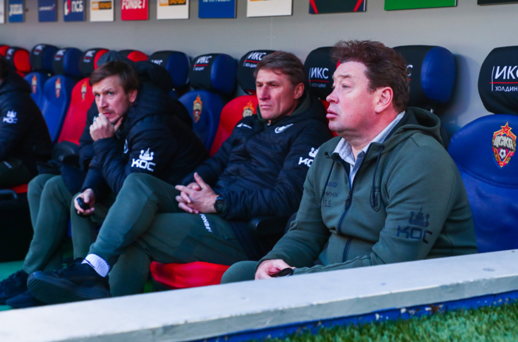 Сайманов выразил поддержку Слуцкому: «При чем здесь тренер?»