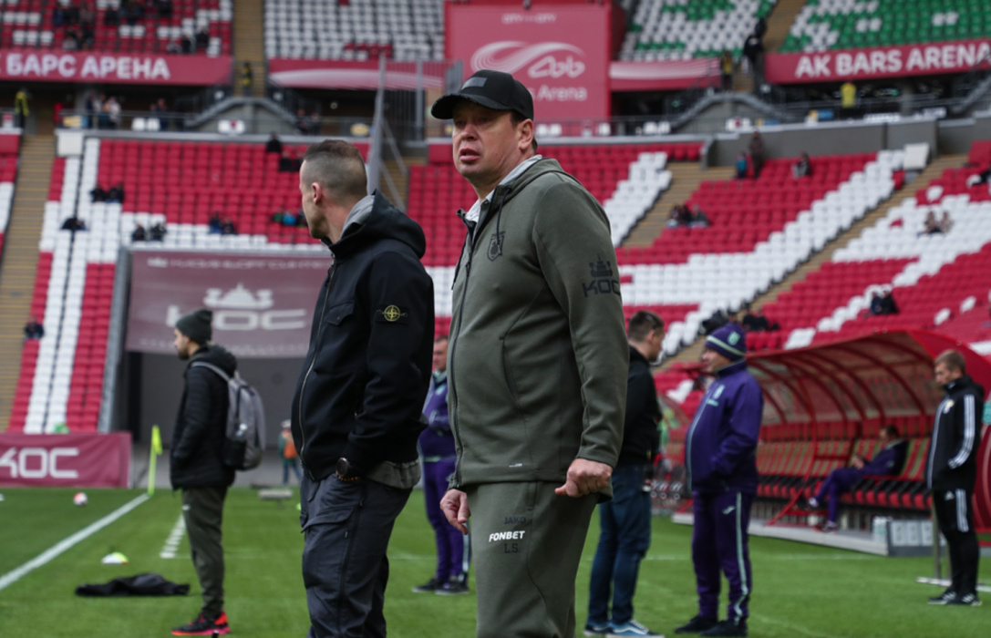 Времени на раскачку больше нет. «Рубин» вылетел в ФНЛ, а Слуцкий убежал