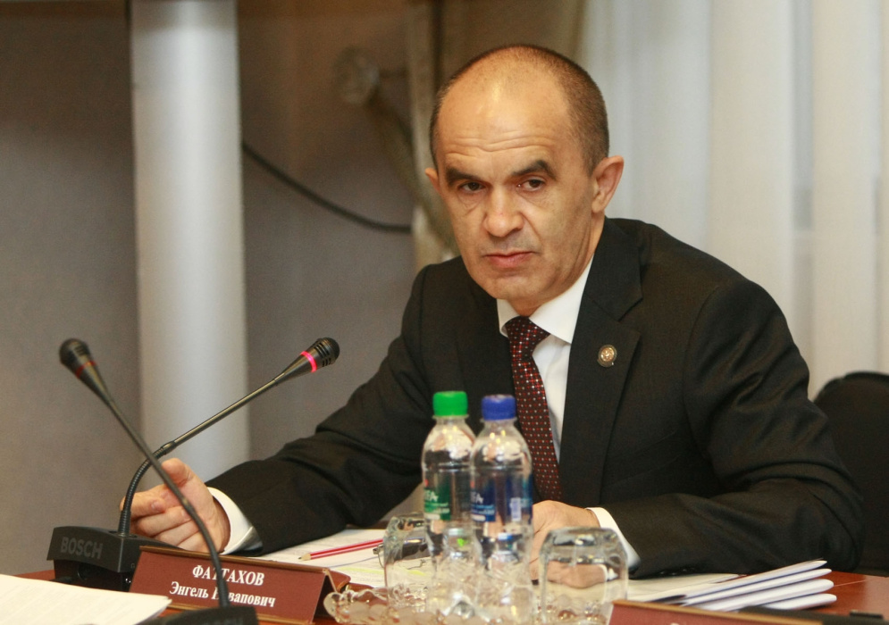 Актаныш районы башлыгы Энгель Фәттахов отставкага китте