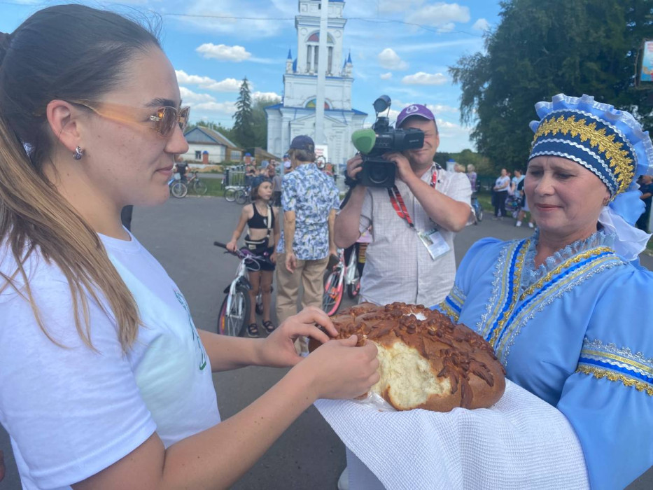 "Болгар радиосы" Никольское авылында, алда - Болгар