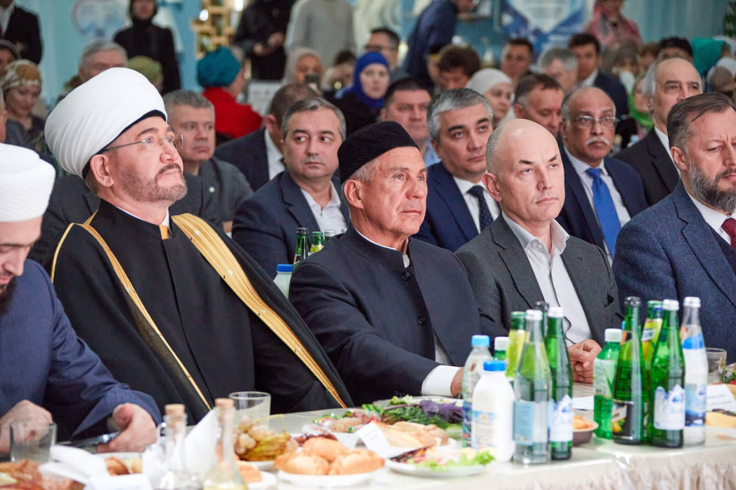 Ватандашлар очрашкан җир: Татарстан Рәисе Мәскәүдә Ифтар мәҗлесендә катнашты