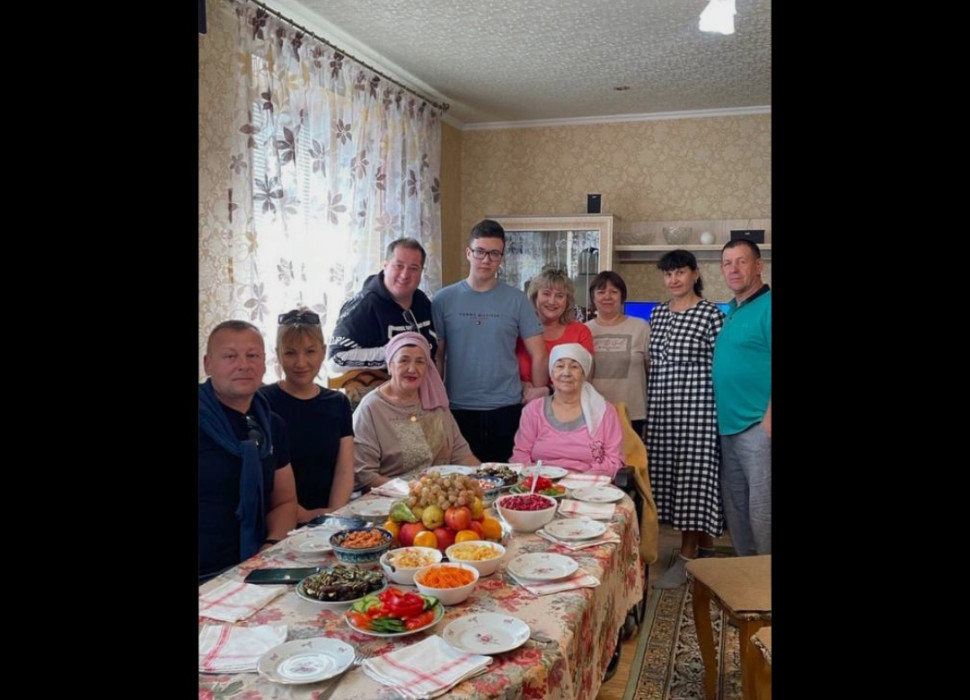 Винарис Илъегет сөйгәне Лилия Хәмитованың кулын сорарга барган