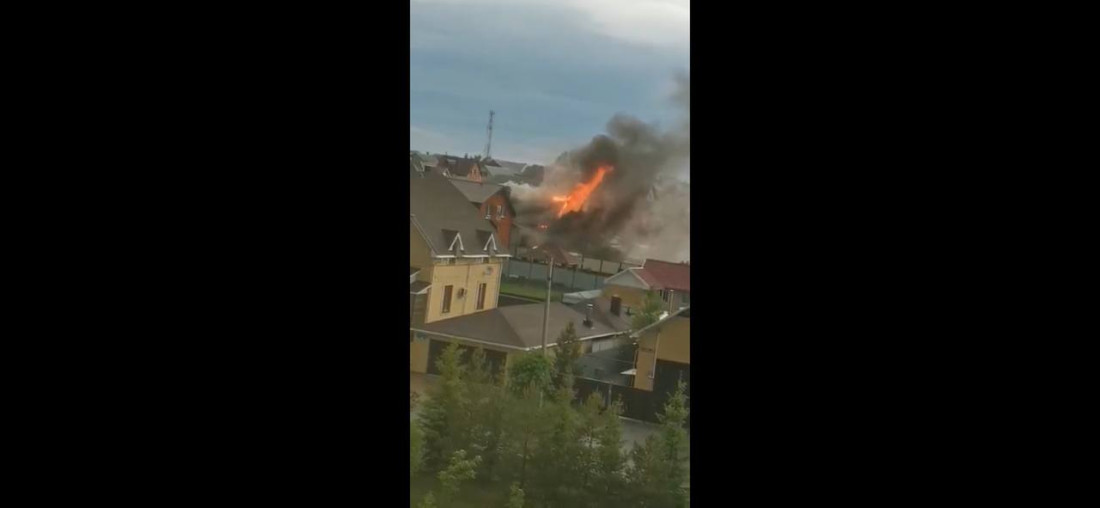 Норлатта яшен сугудан өй яна башлаган - видео