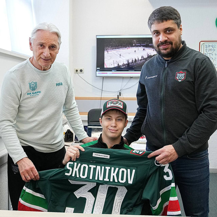 «Ак Барс» 17 яшьлек капкачы Савва Скотников белән бер көнлек контракт төзеде