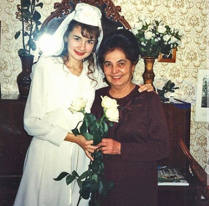 Татарстанның халык артисты Айгөл Бариева гаиләсенә кайгы килгән