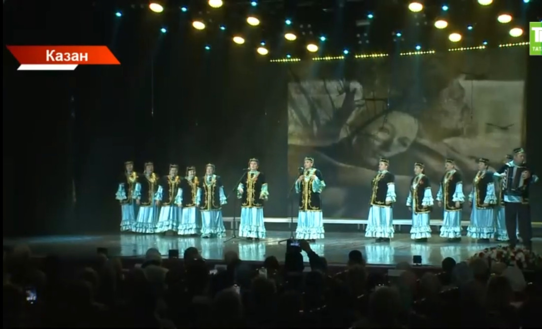 Өлкән яшьтәге һәвәскәр җырчылар Җиңү көне белән котлады 