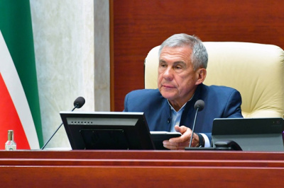 Минниханов выразил соболезнования семье рабочего, погибшего из-за атаки БПЛА в Татарстане 