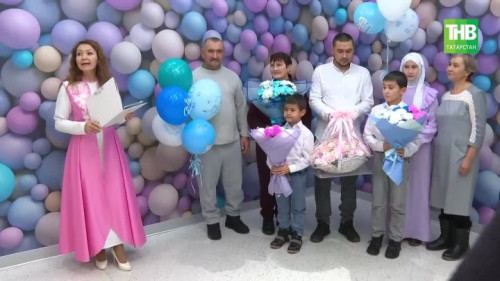 Тёплый и трогательный праздник устроили в Казанском перинатальном центре