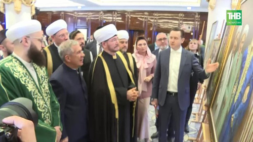 Рөстәм Миңнеханов "XXIнче халыкара мөселман форумы" һәм фәнни-гамәли конференциядә катнашты