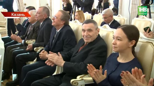 Наука, которая уже работает: от ИИ на татарском до «умных» недр