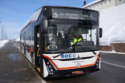 30 км автономности и зарядка за 15 минут: в Казани тестируют новый троллейбус «Горожанин»