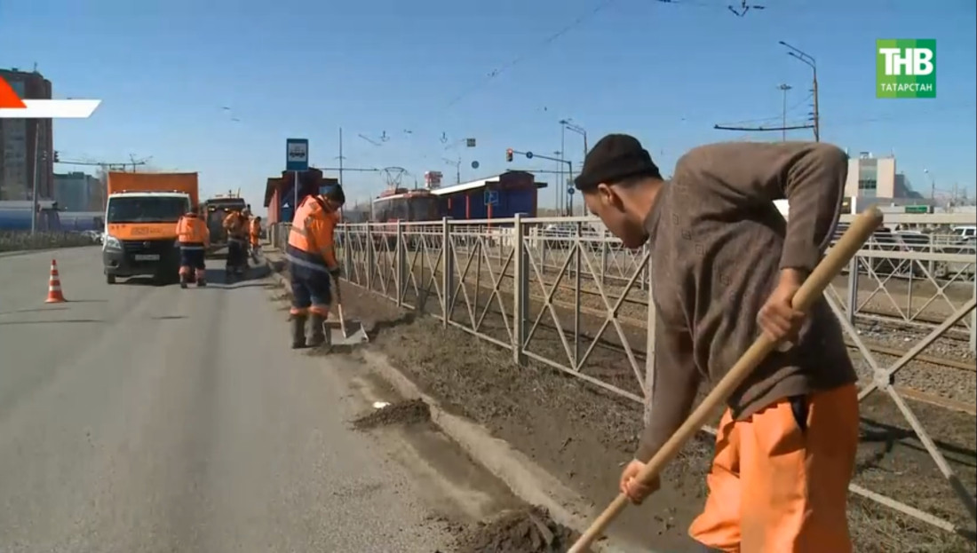 Быел Казан урамнарын гадәттәгедән иртәрәк җыештыра башладылар