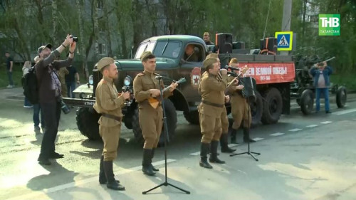 Җиңү көне алдыннан Казан урамнарына парад чыкты