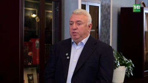 7 вопросов за 7 минут: Ирек Богуславский о помощи Донбассу, задачах и команде Татарстана