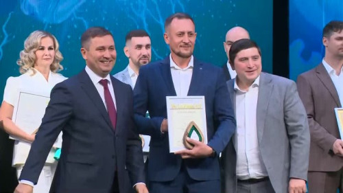 Энергия признания: в Нижнекамске наградили лучших работников СИБУРа