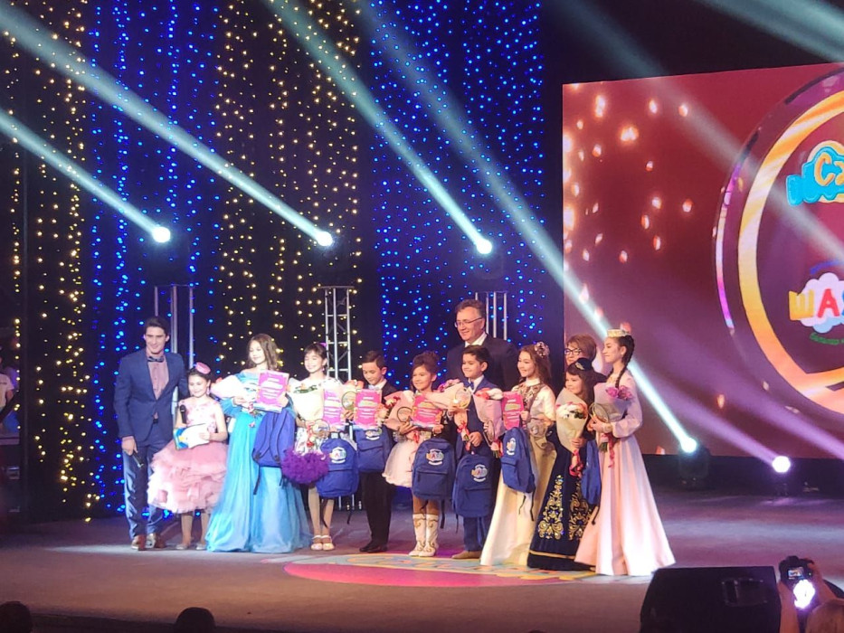 Йолдыз белән бер сәхнәдә: Ничек "Сәйлән" проекты хыялларны чынга ашыра?