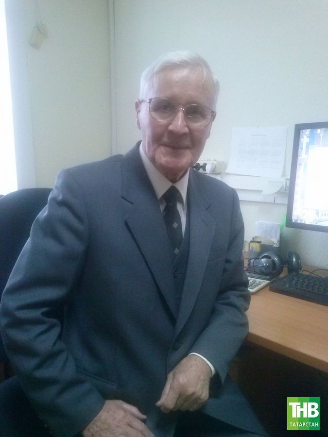 Легендар диктор Рөстәм Нәбиуллин кабат телеэкраннарга кайта