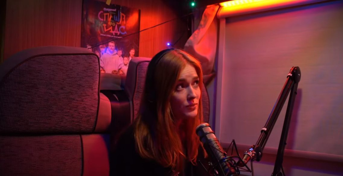 Известный комик взял интервью у порнозвезды под стенами Казанского Кремля