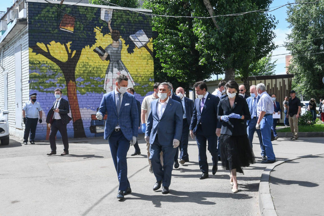 «Наш двор»: программа меняет облик территорий и отношение людей друг к другу - видео