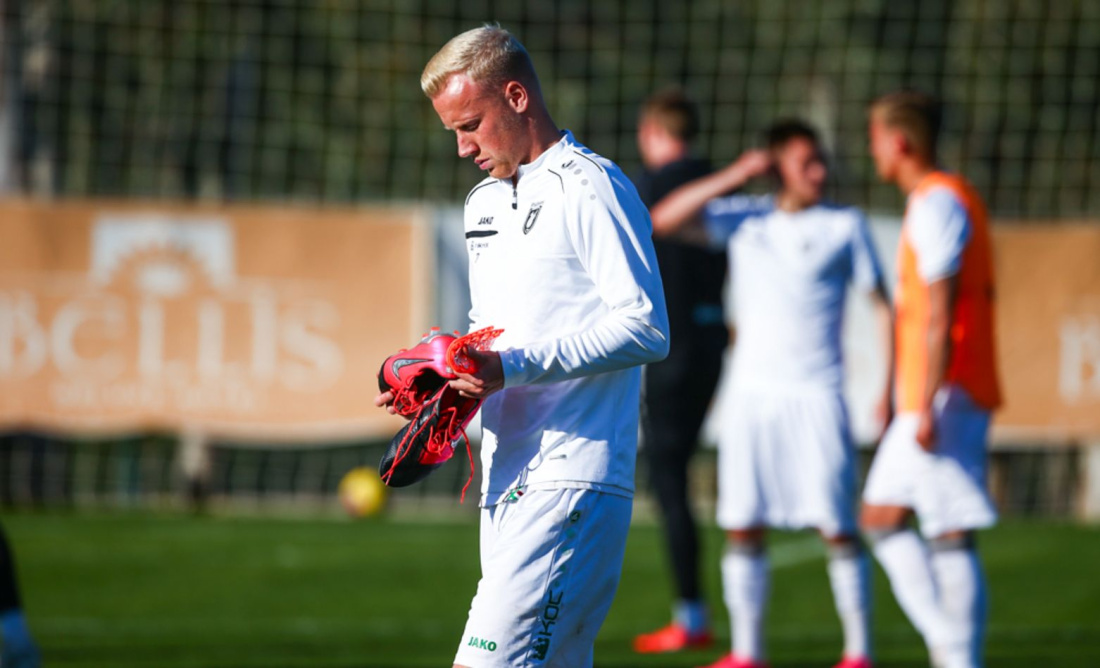 Капитан «Рубина» Подберезкин - врачам: Спасибо, что помогали нам оставаться стойкими - видео