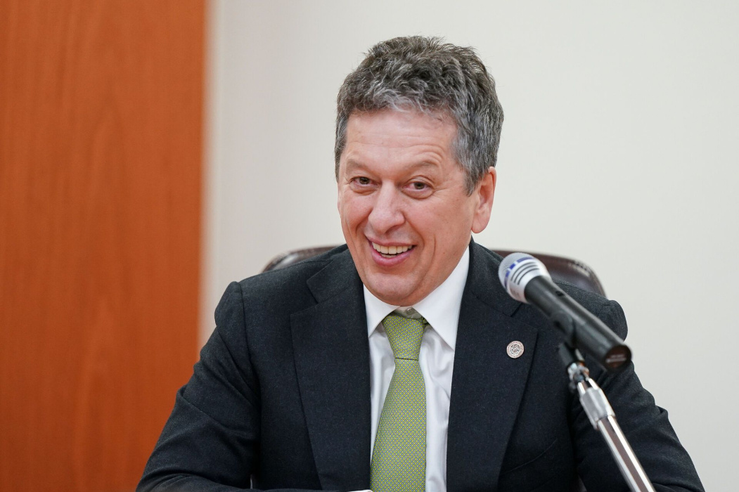 Маганов заявил о продлении контракта Квартальнова с «Ак Барсом»