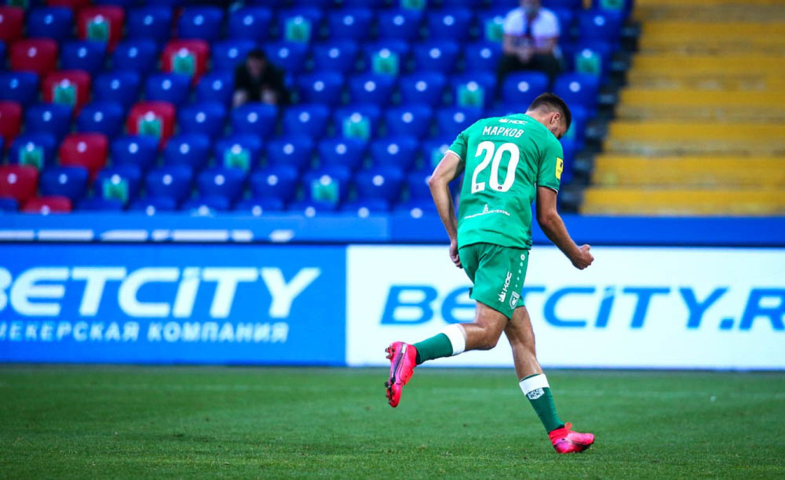 Марков попробовал себя в роли фотографа «Рубина» - видео