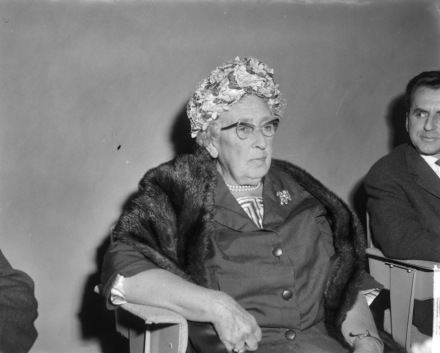 Из романа Агаты Кристи  убрали негритят