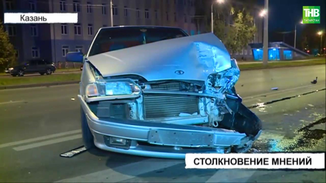 В Казани внедорожник Hyundai опрокинулся на крышу в результате ДТП