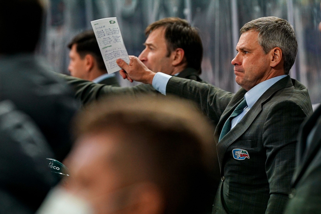 Квартальнов объединил Да Косту и Доуса в одно звено. Азеведо дисквалифицирован