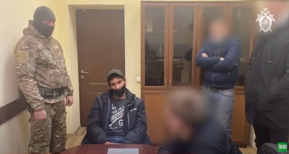 В Казани мужчина изнасиловал сожительницу и ее несовершенную дочь